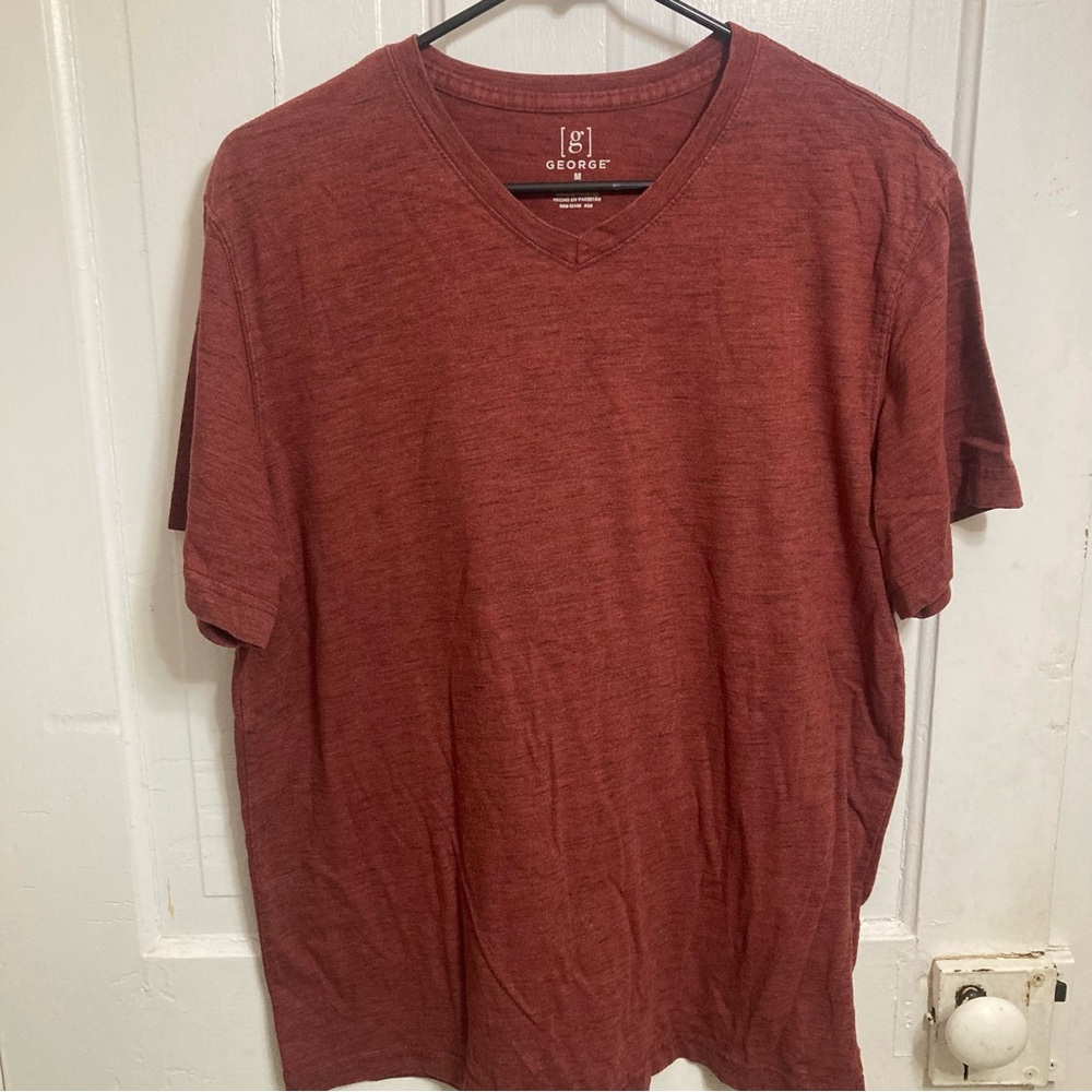 ⚡️ Mens George v-neck red tshirt size medium